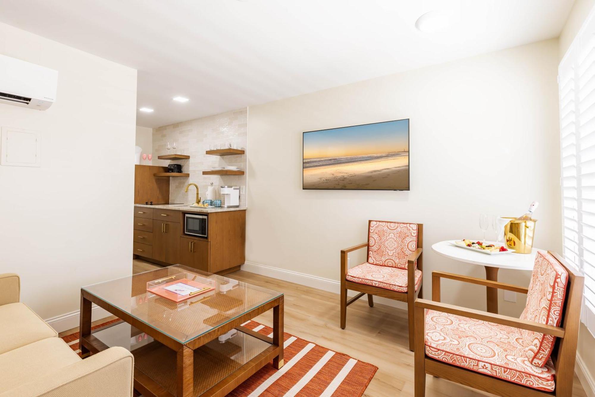 The Beach Club On Madison Avenue เคปเมย์ ภายนอก รูปภาพ